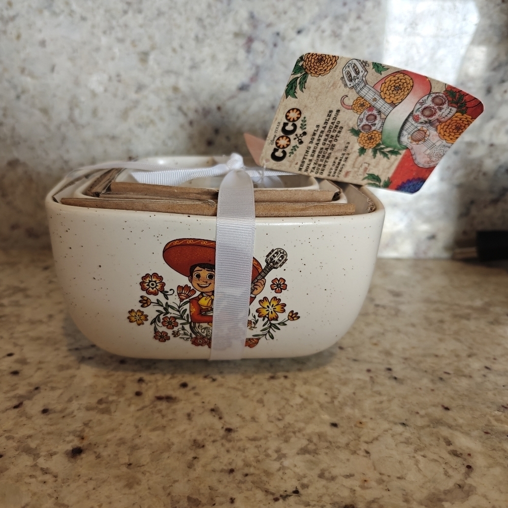 DISNEY PARKS COCO PIXAR KITCHEN BOWLS